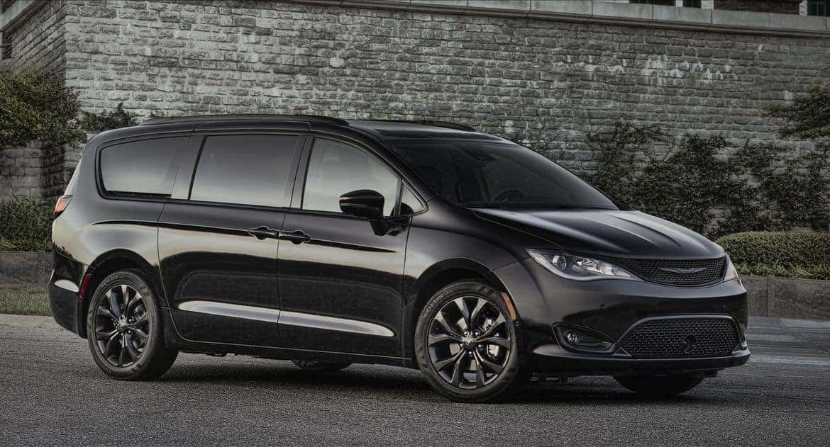 2019 black chrysler pacifica