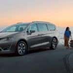 Aventura CJDR 2018 Chrysler Pacifica Hybrid Canadian Green Car Awards