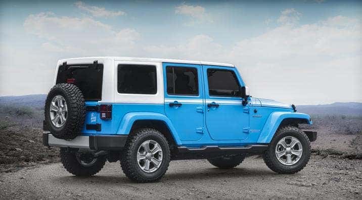 Jeep Wrangler Lands on Autotrader's 10 Best Cars for Recent College  Graduates List