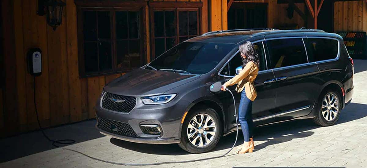 chrysler-pacifica-hybrid-tax-credit-2021-2021-chrysler-pacifica