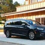 aventura-cjdr-chrysler-pacifica-parents-magazine-best-minivan