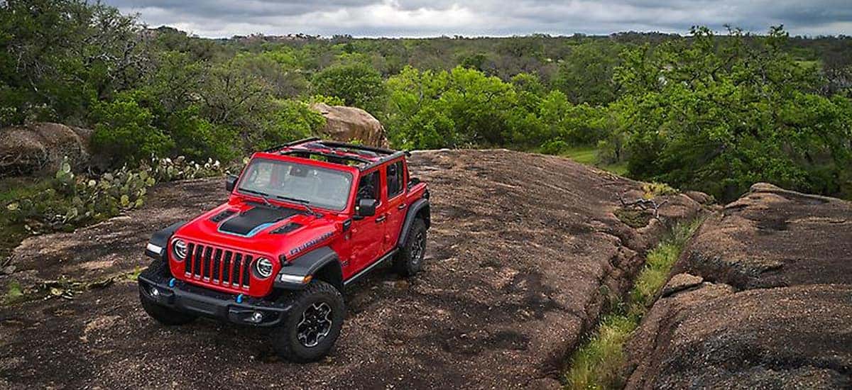 aventura-cjdr-jeep-wrangler-4xe-grand-cherokee-gearjunkie