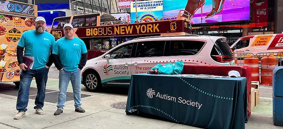 aventura-chrysler-jeep-dodge-ram-pacifica-autism-society-partnership-anniversary