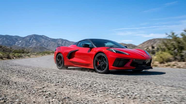 2027 Chevrolet Corvette Stingray, which gets the new LS6 V8