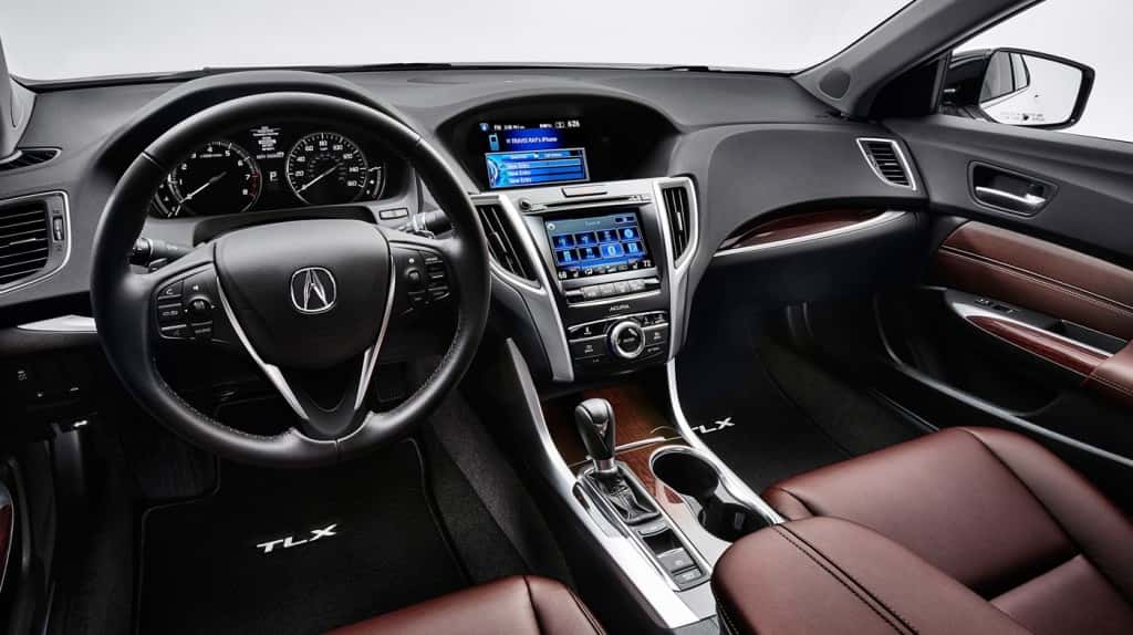 2017 Acura TLX Performance and Fuel Efficiency in Chicago