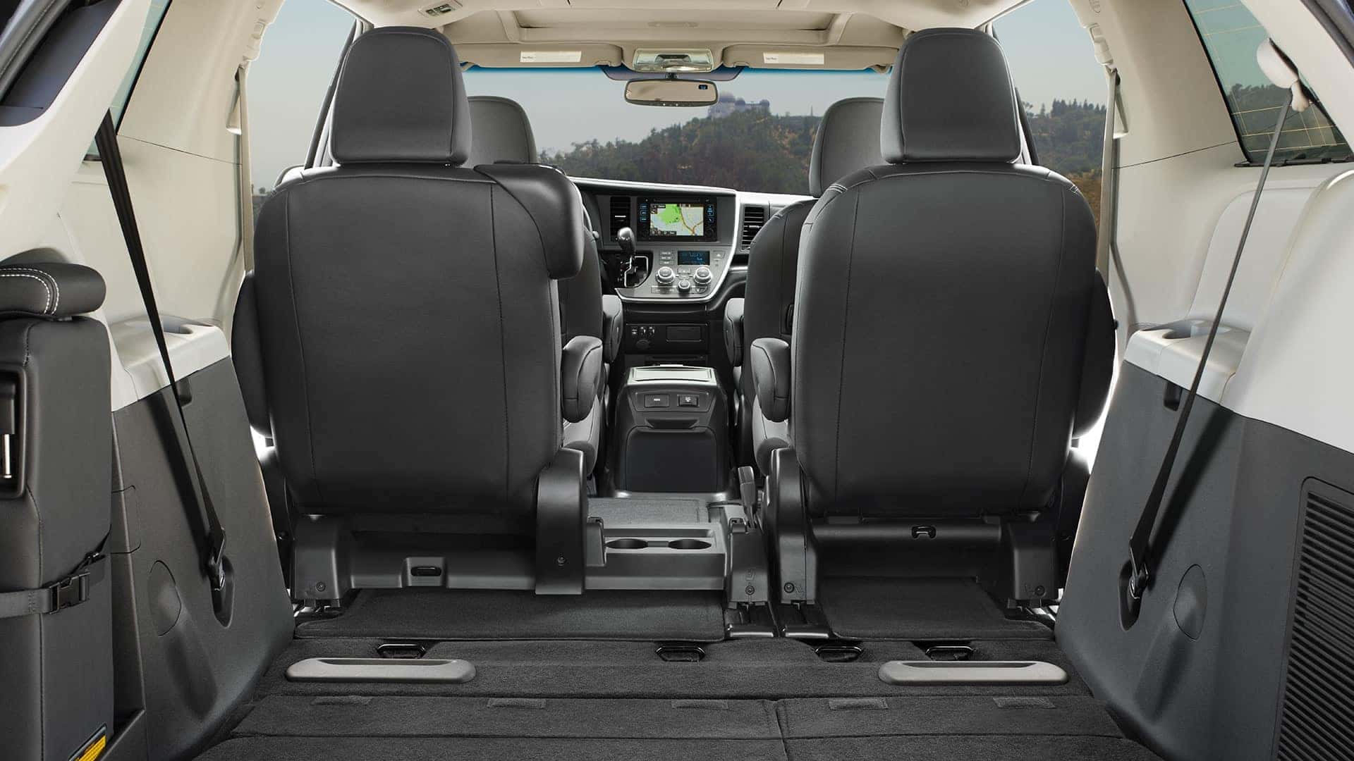 2017 Toyota Sienna SE Premium Interior Black Cargo Area