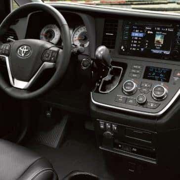 2017 Toyota Sienna SE Premium Interior Black with White Accent Stitching Dashboard