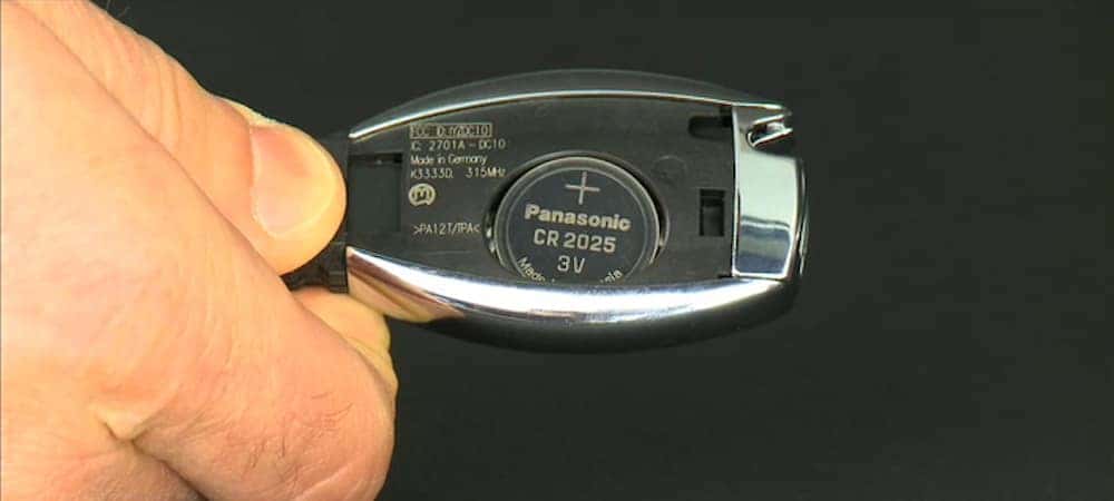 How to Change Your Mercedes-Benz Key Fob Battery | Open, Replace