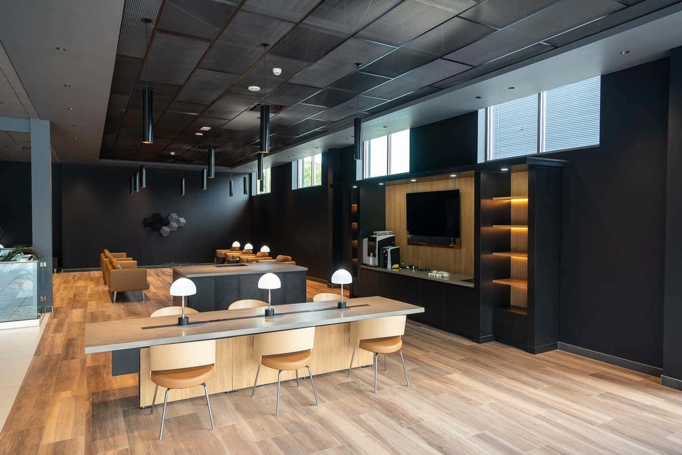 Sales Lounge