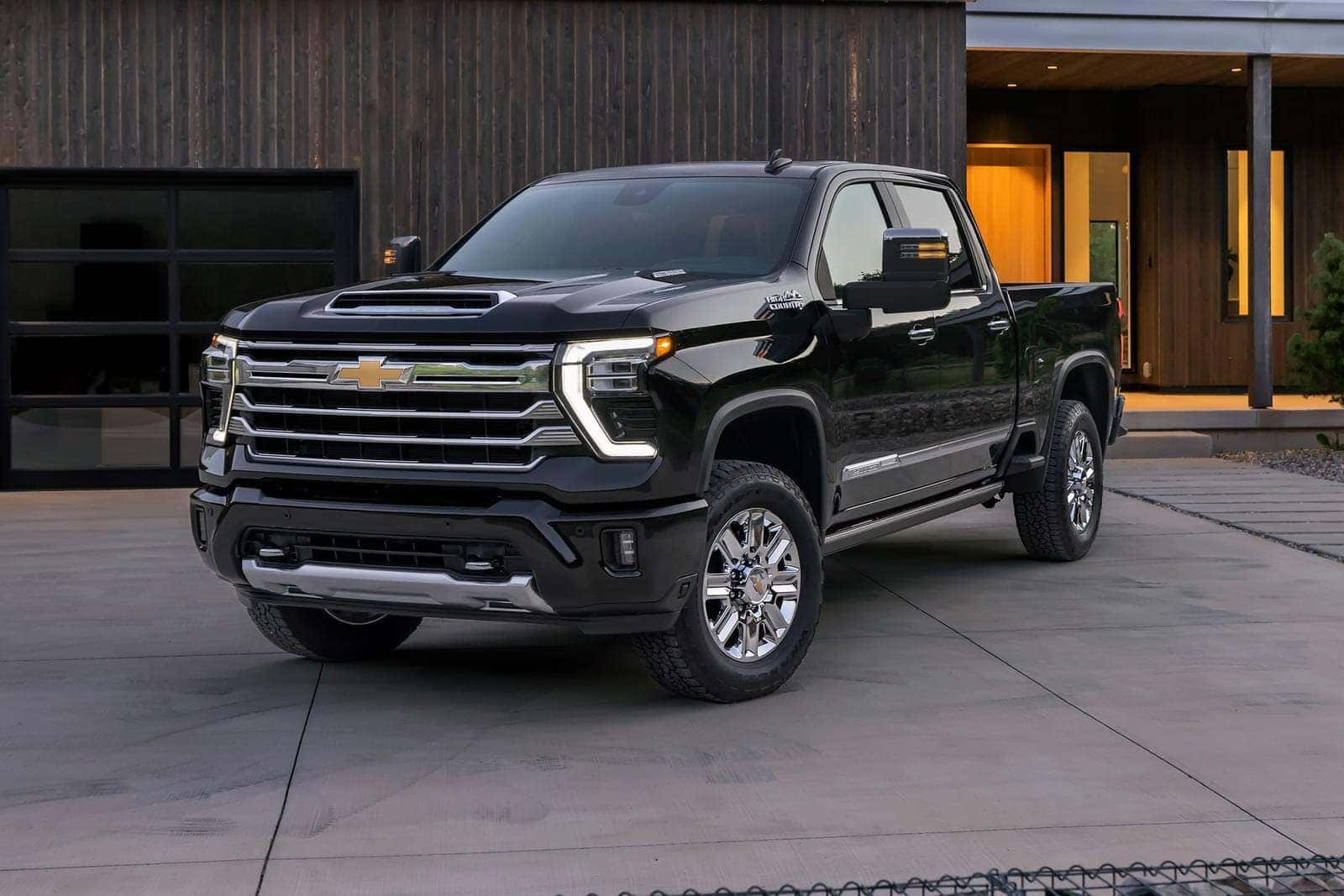 2026 Chevy Silverado HD Exterior Utility
