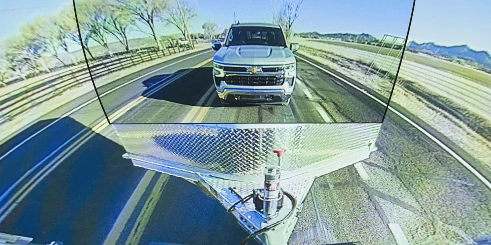 Chevy Silverado 2500HD Transparent Trailer view innovation