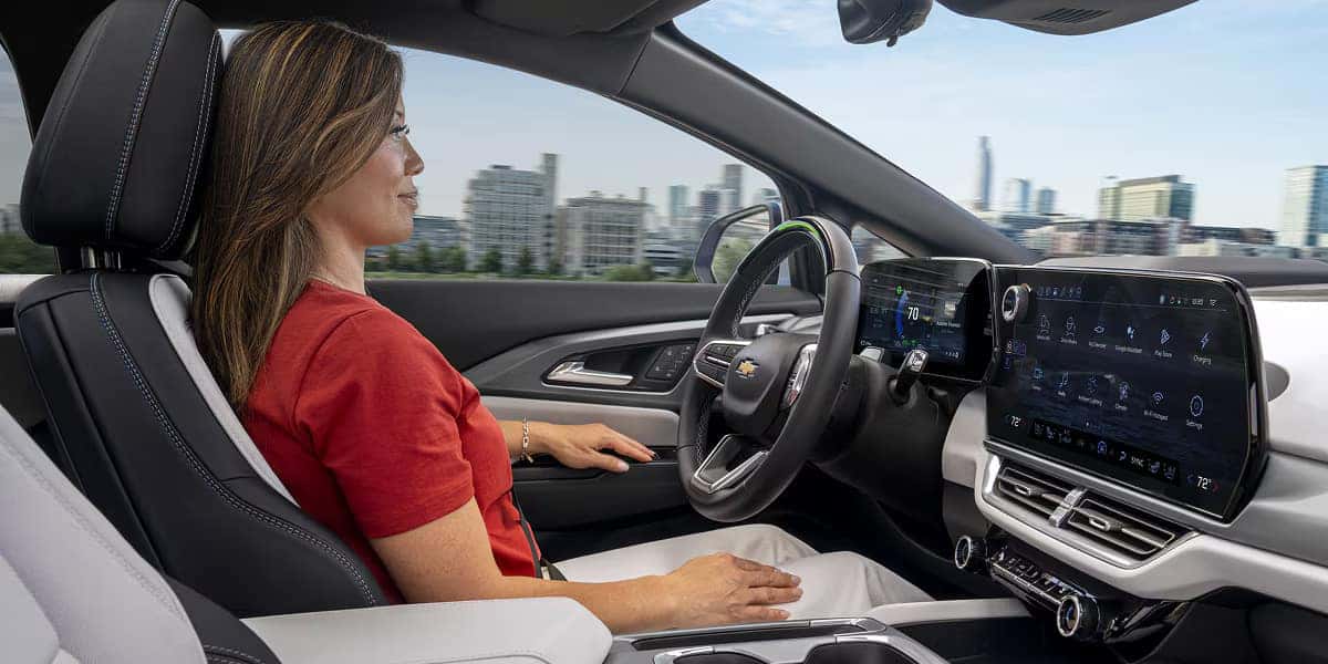 2027 Chevrolet Equinox EV technology compared to 2027 Kia EV3