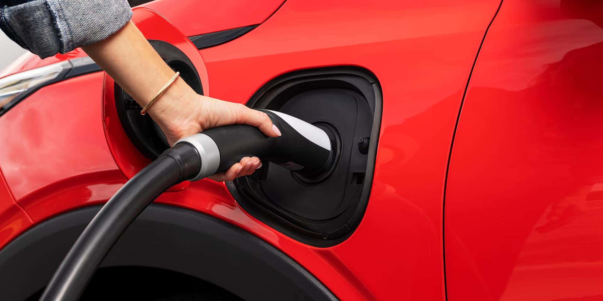 2027 Chevrolet Bolt battery and range overview