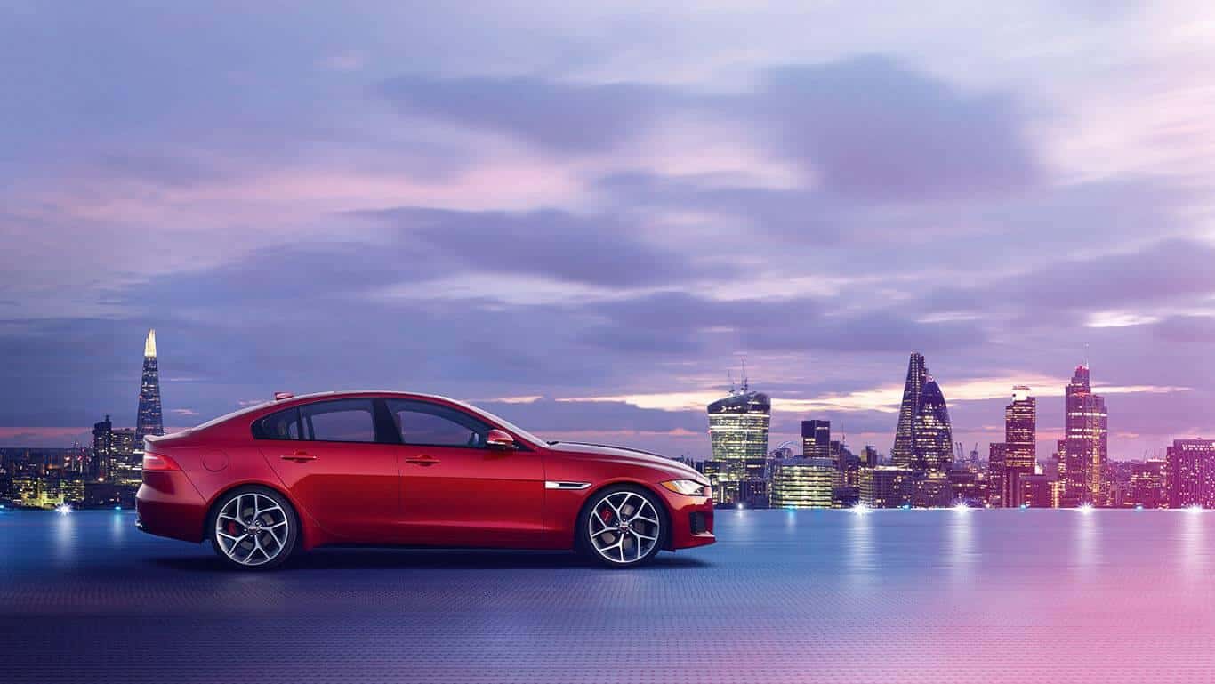 2018-jaguar-xe-red-profile
