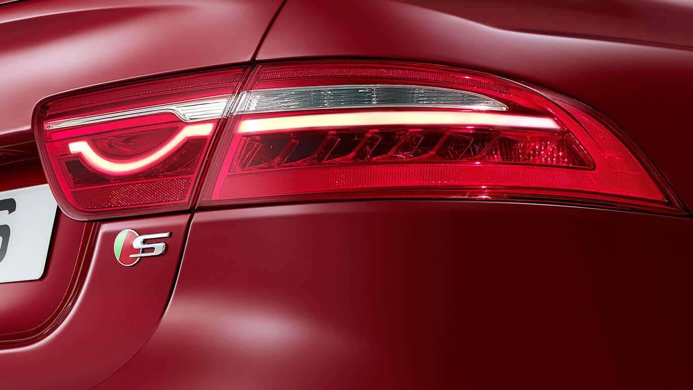 2018 Jaguar Xe Specifications And Info Jaguar Fort Myers