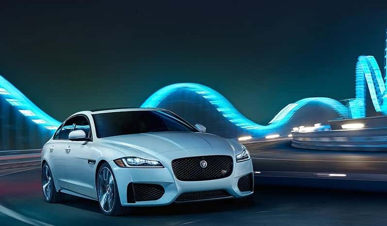 2016-Jaguar-XF-with-lights
