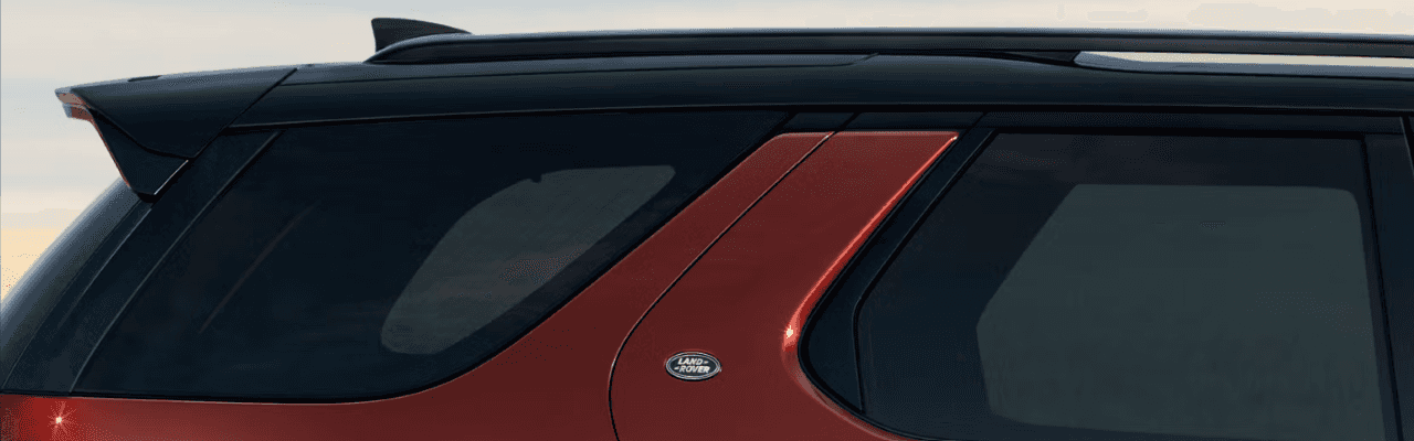 Close-up of the Land Rover Discovery S showcasing advanced tech and premium finishes.