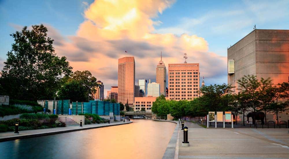 The beautiful Indianapolis skyline at dusk
