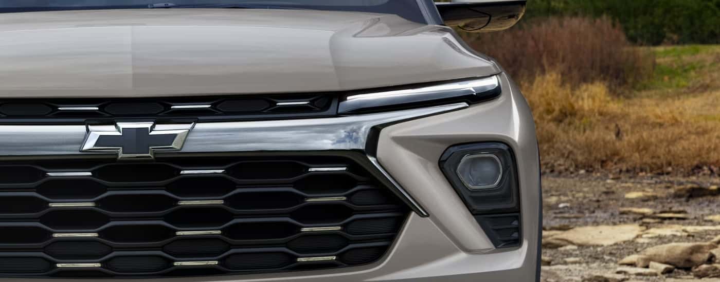 Driver side headlight on a gray 2026 Chevy Trailblazer