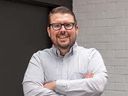 Jonathan Holt
