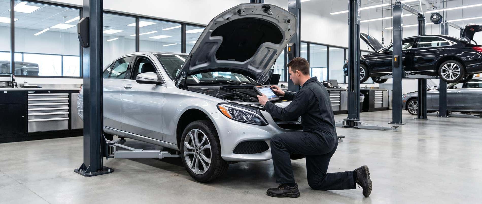 Mercedes-Benz of Richmond service bay