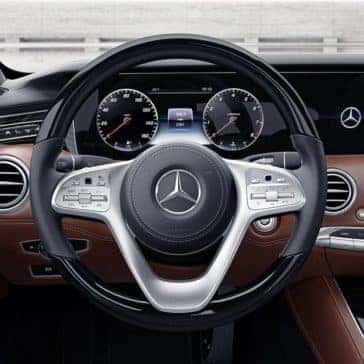 2019-Mercedes-Benz-S-Class-dashboard