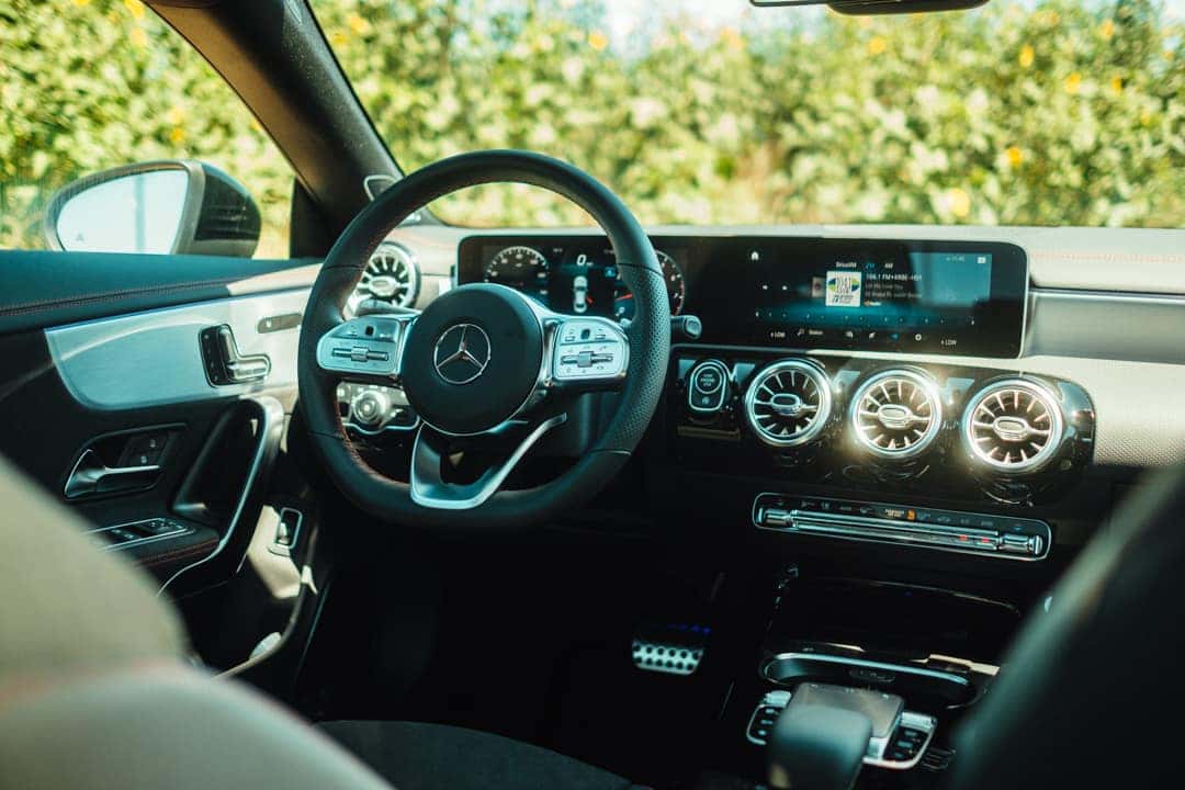 mercedes benz cla 250 interior