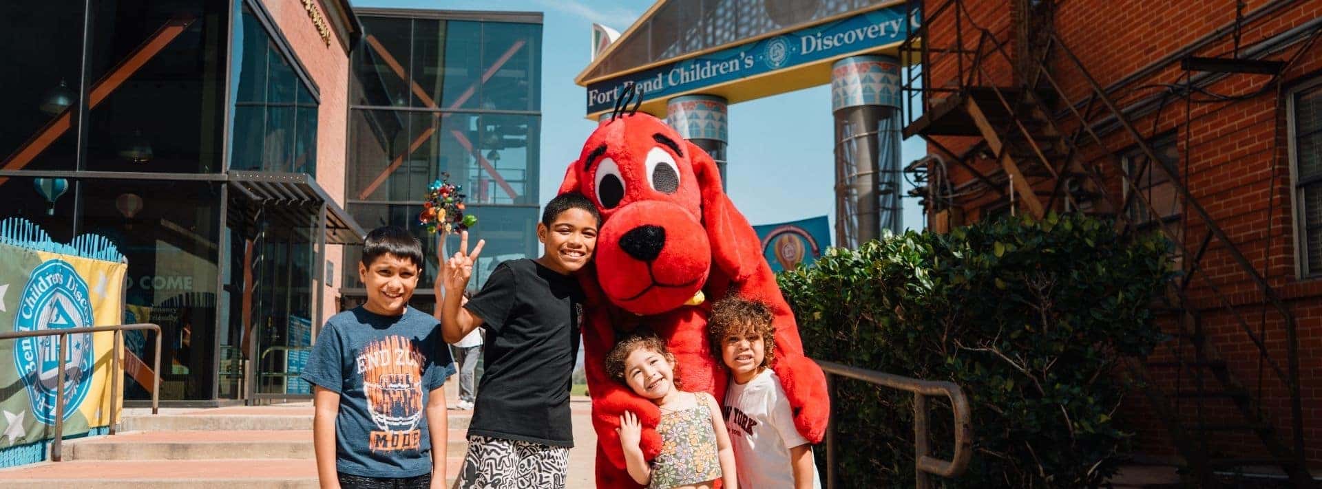 Clifford Photo Opportunity at Fort Bend Children's Discovery Center