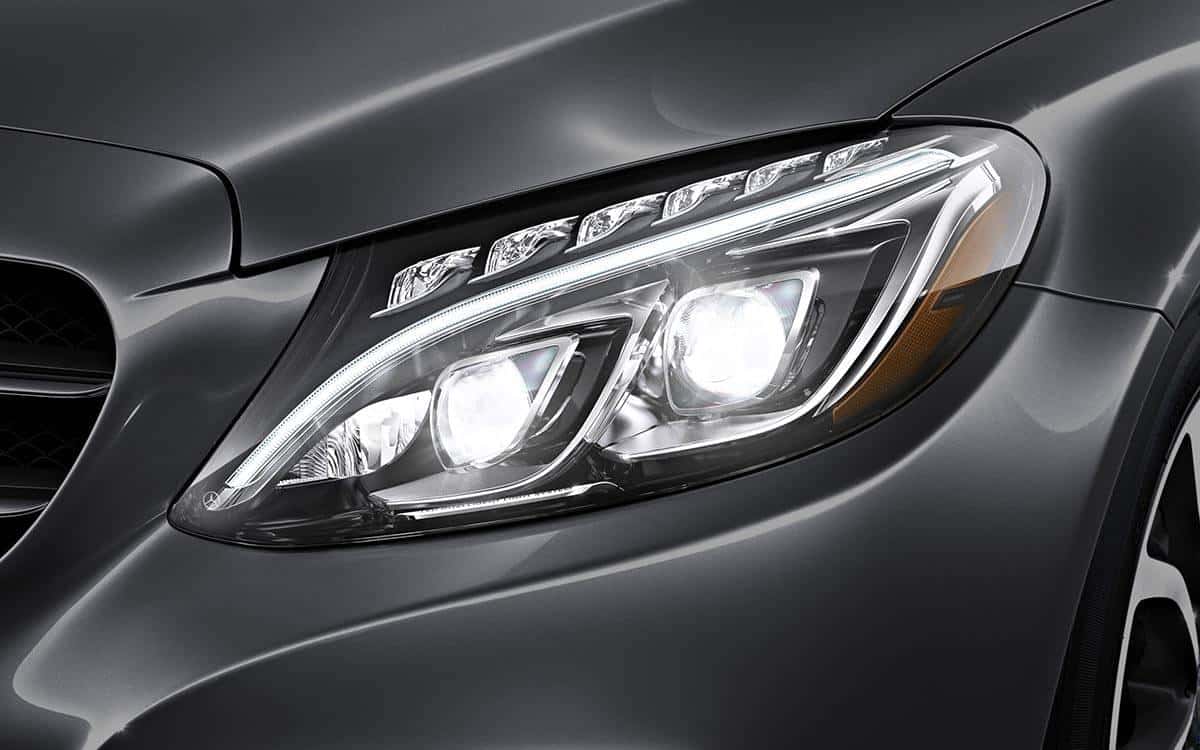 2017-C300-Sedan-Headlight