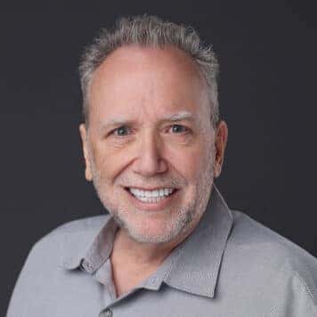 Steven  Hallett