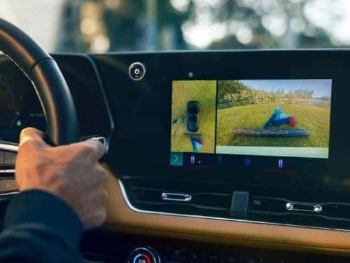 2025 Chevrolet Equinox close up view of rear and overhead camera view
