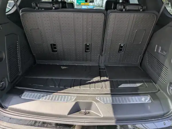 2026 tahoe trunk