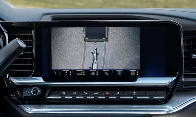 26Chevy-Silverado2500HD-InteriorSafetyBackupCamera