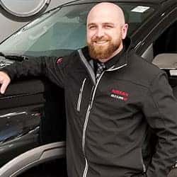 Nissan Service Advisor