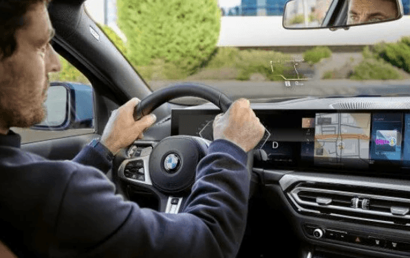 BMW i4 AMENITIES