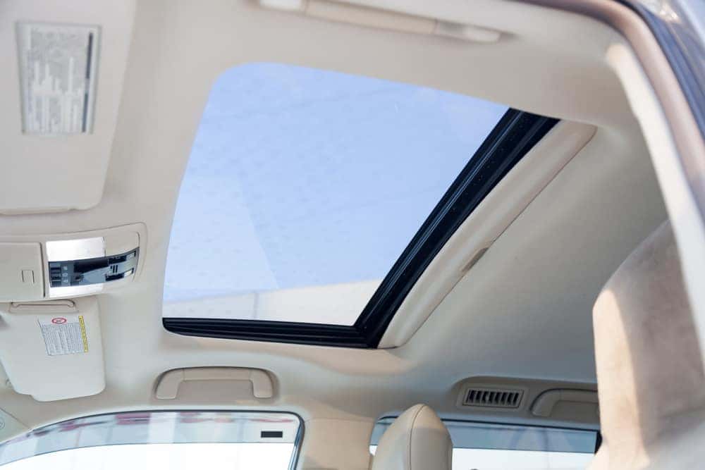 Moonroof Versus Sunroof Differences blog by Thompson Sales