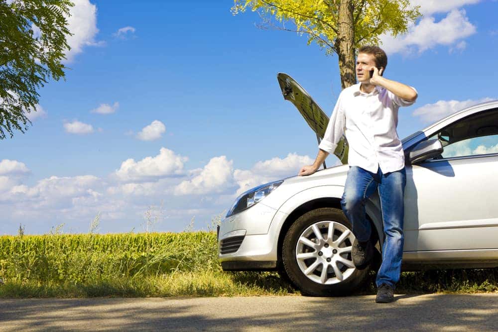 Car-Broken-Down-on-the-Side-of-the-Road.