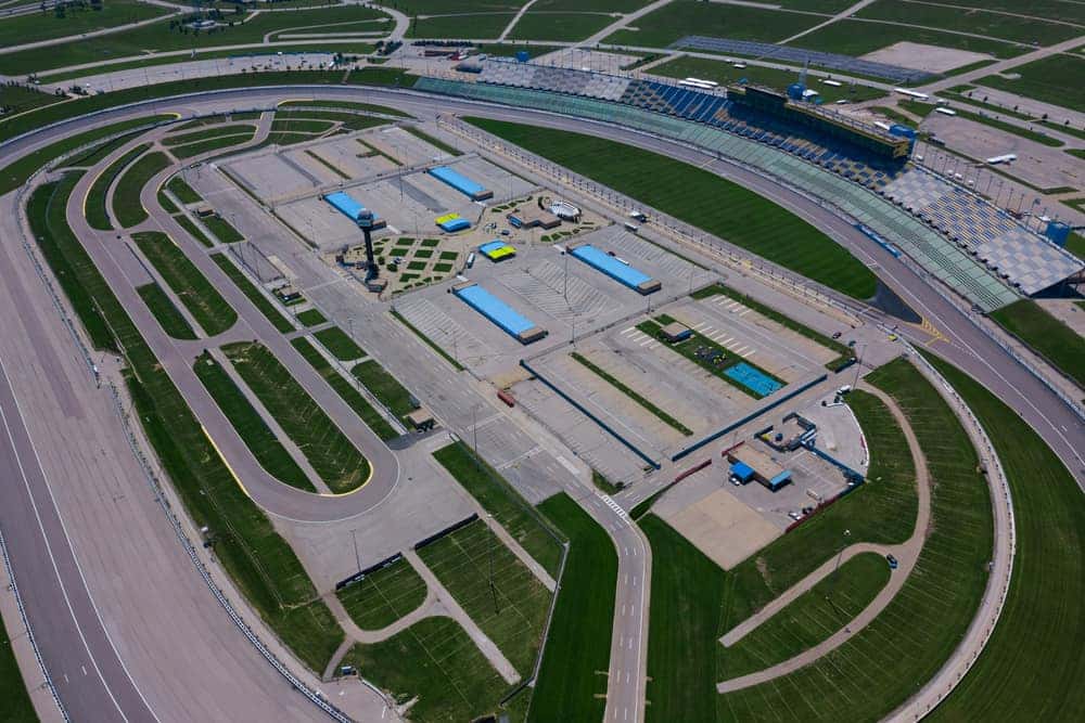 12 Tips for Heading to Your Favorite Car Races & Racetracks