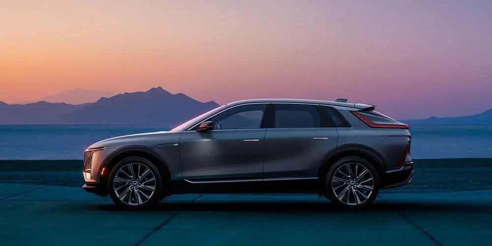 2023 Cadillac LYRIQ Features and Performance | Voss Village Cadillac